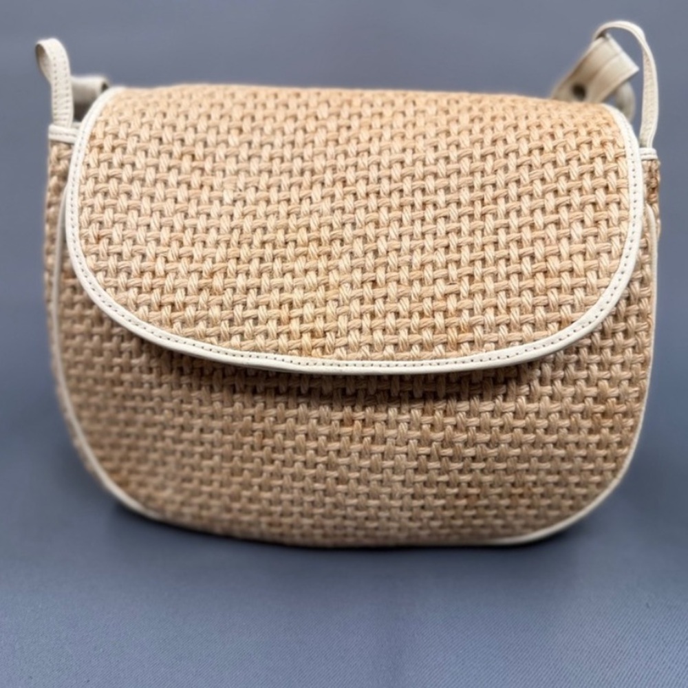 Vintage Bottega Veneta Tan Woven Crossbody Bag - Picture 5 of 11